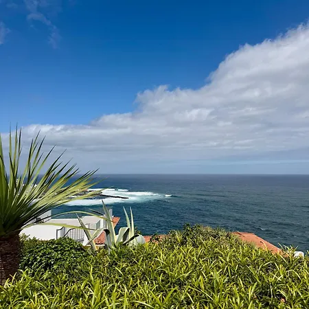 アパート Isabella's La Paz Oasis Teide View & Pool プエルト・デ・ラ・クルス