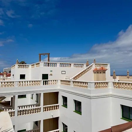 Isabella's La Paz Oasis Teide View & Pool * プエルト・デ・ラ・クルス